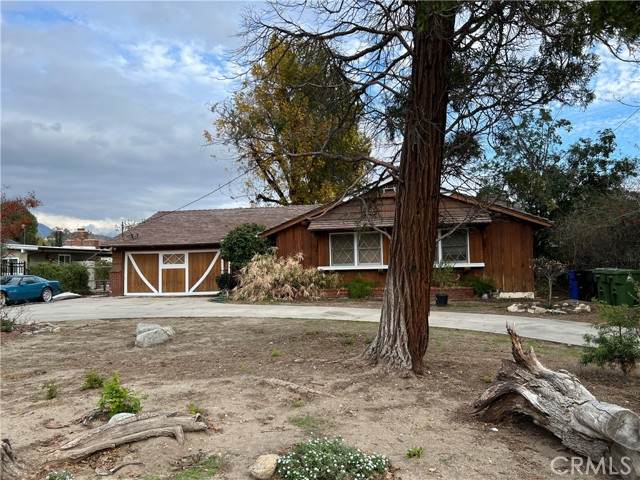 9714 Stonehurst Avenue - Photo 1