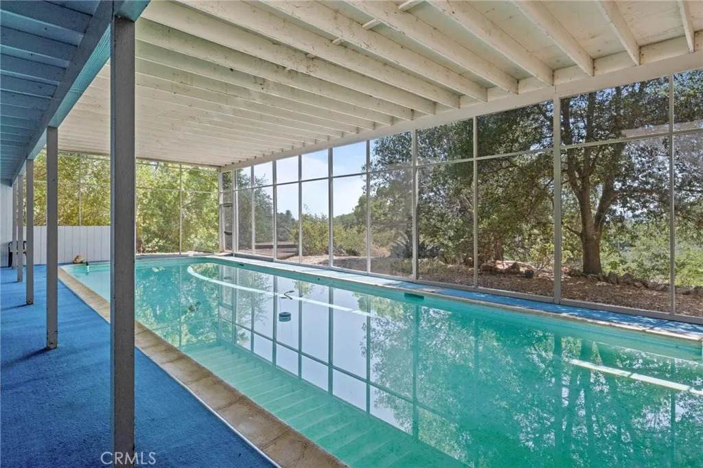 4013 Lakeview Drive - Photo 1