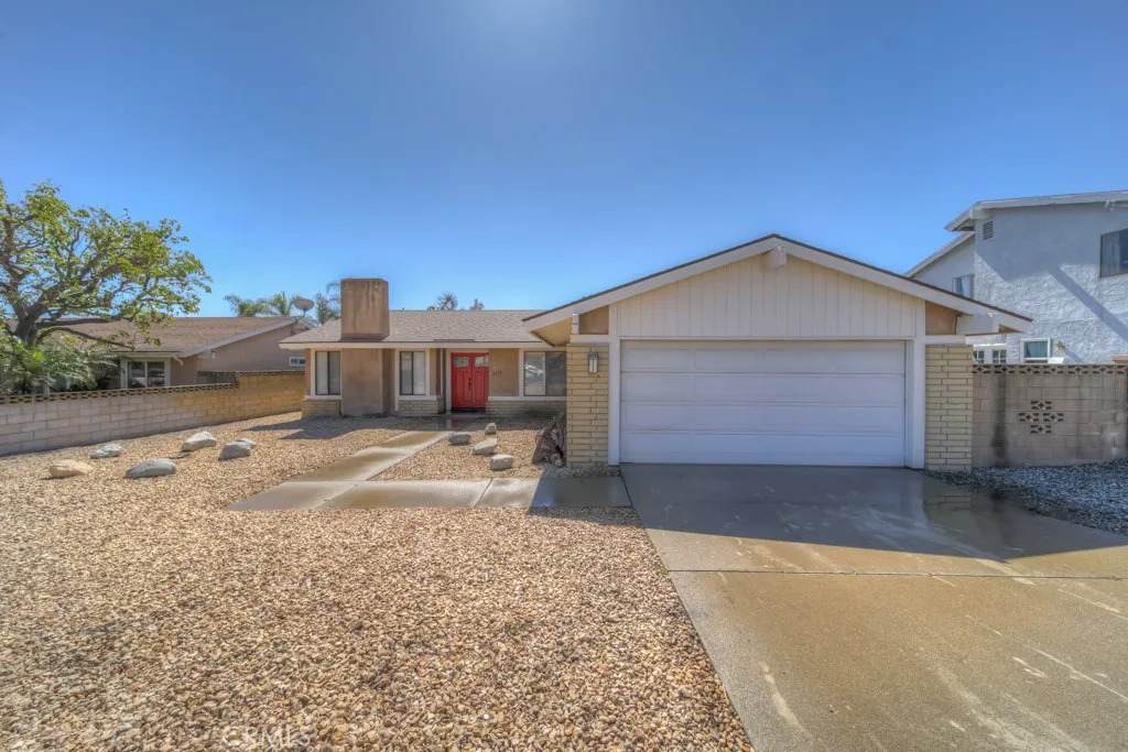 8371 Hawthorne Street - Photo 1