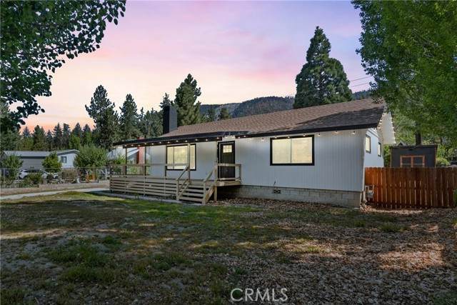 955 Apple Avenue - Photo 1