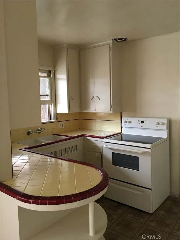 381 Wabash Street - Photo 1