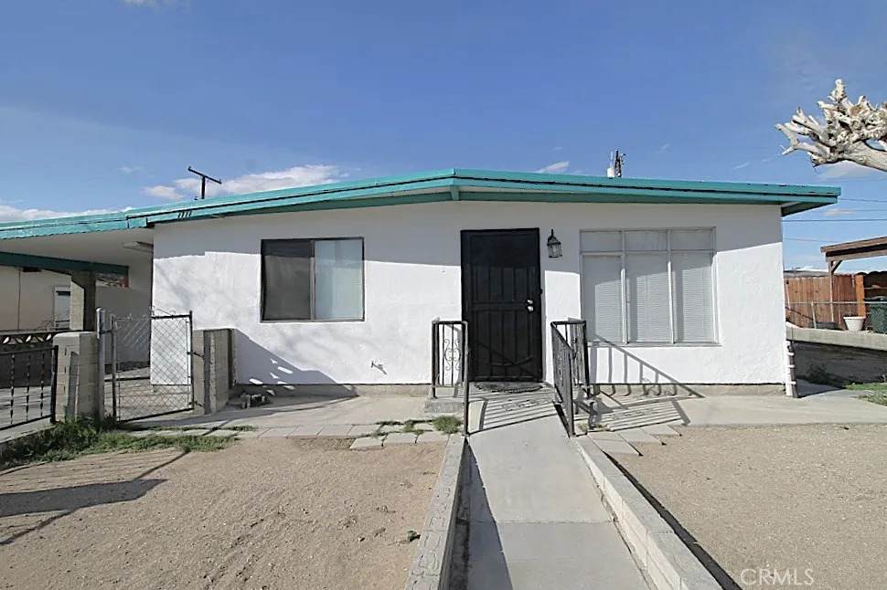 1111 Taos Drive - Photo 1