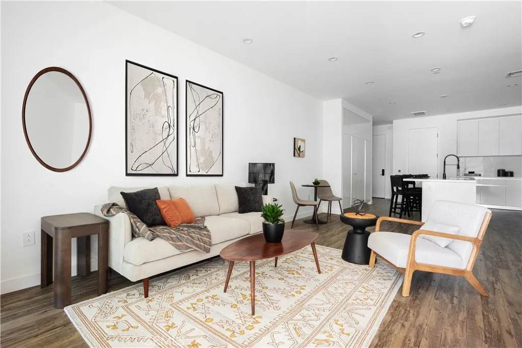 118 Astronaut Ellison S Onizuka Street - Photo 1