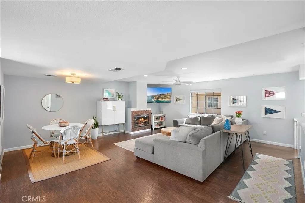 7659 Yorktown Avenue - Photo 1