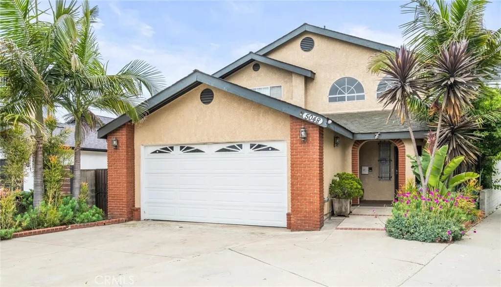 5048 121st Street - Photo 1