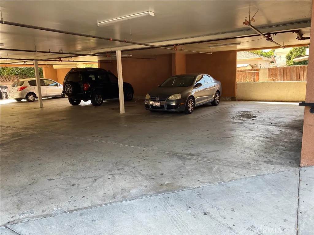 14352 Tiara Street - Photo 1