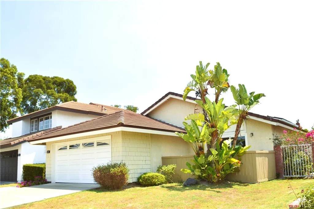 3 Silver Fir - Photo 1