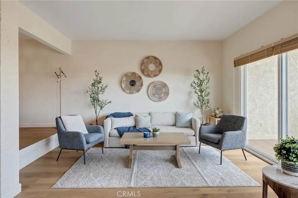 58 Hilltop Circle - Photo 1