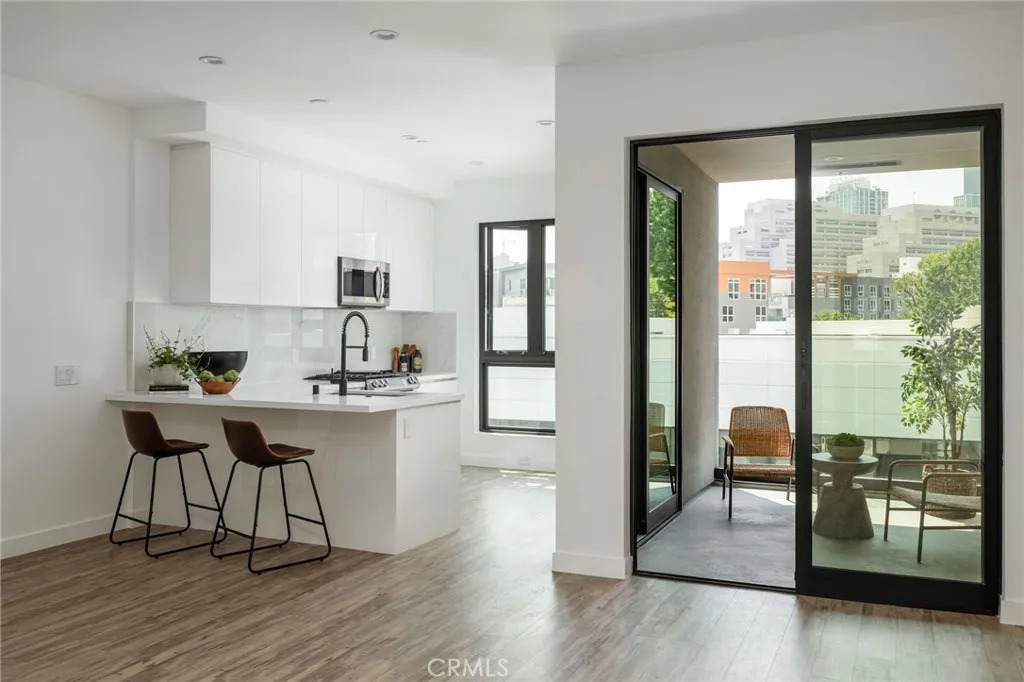 118 Astronaut Ellison S Onizuka Street - Photo 1