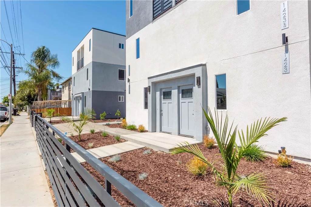 1429 New Hampshire Avenue - Photo 1