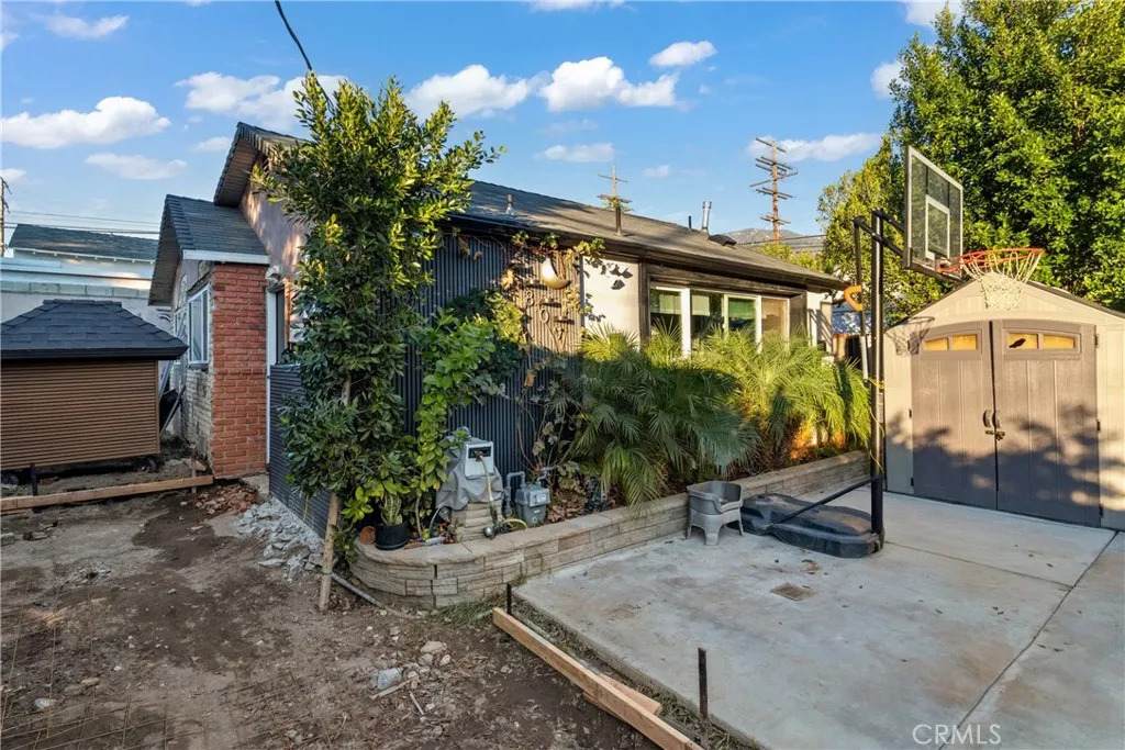 6809 Haywood Street - Photo 1