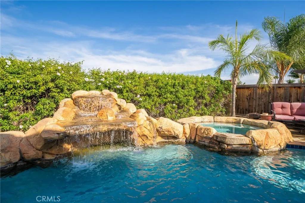 945 Ferndale - Photo 1