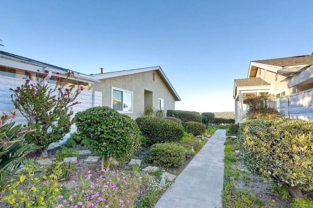 4314 Auklet Way - Photo 1