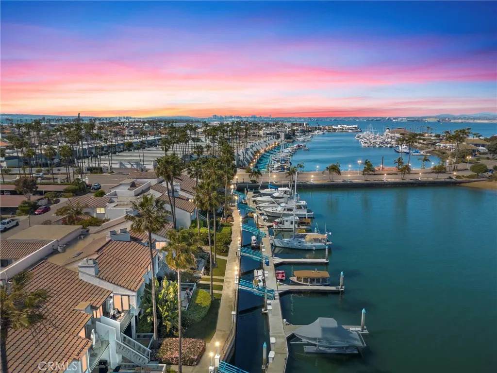 https://bt-photos.global.ssl.fastly.net/sandiego/orig_boomver_4_306629437-1.jpg