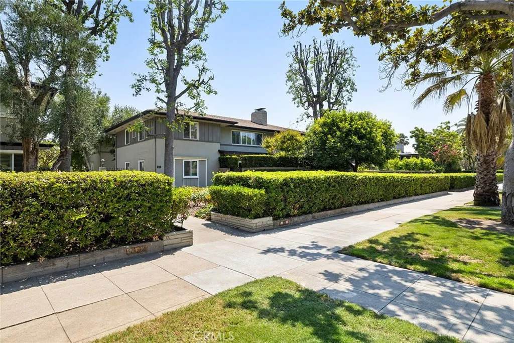 950 Orange Grove - Photo 1