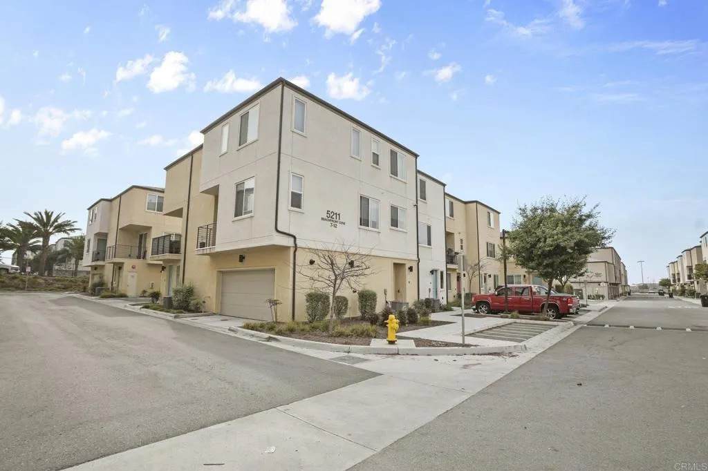 5211 Beachfront Cove St. - Photo 1