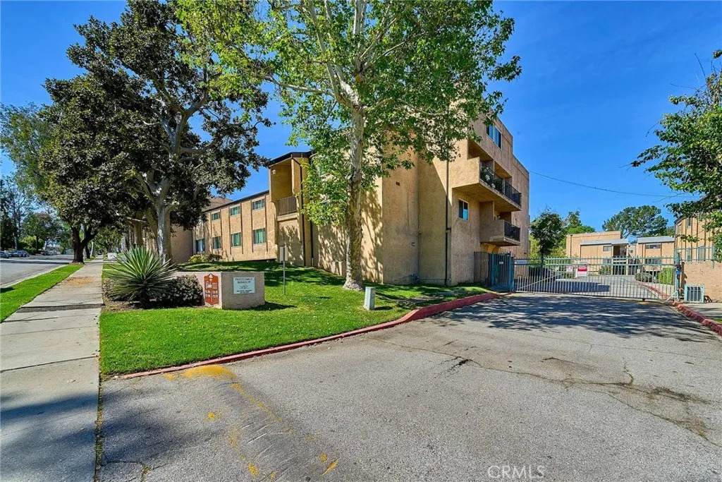 1701 Neil Armstrong - Photo 1