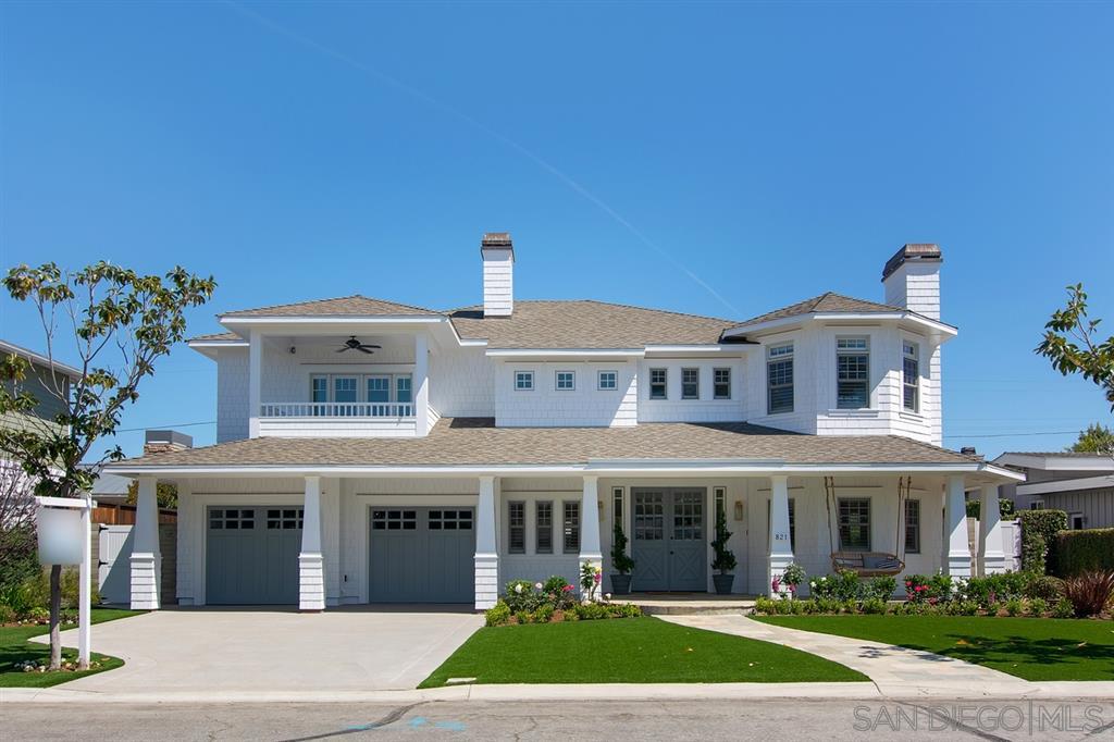 821 Country Club Lane - Photo 1