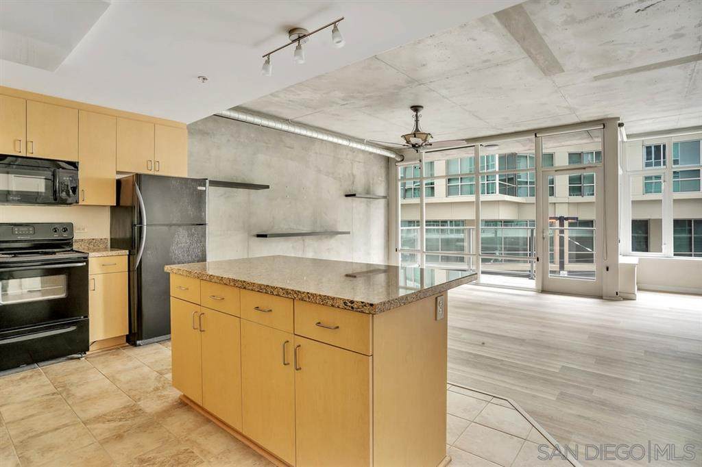 1080 Park Blvd - Photo 1