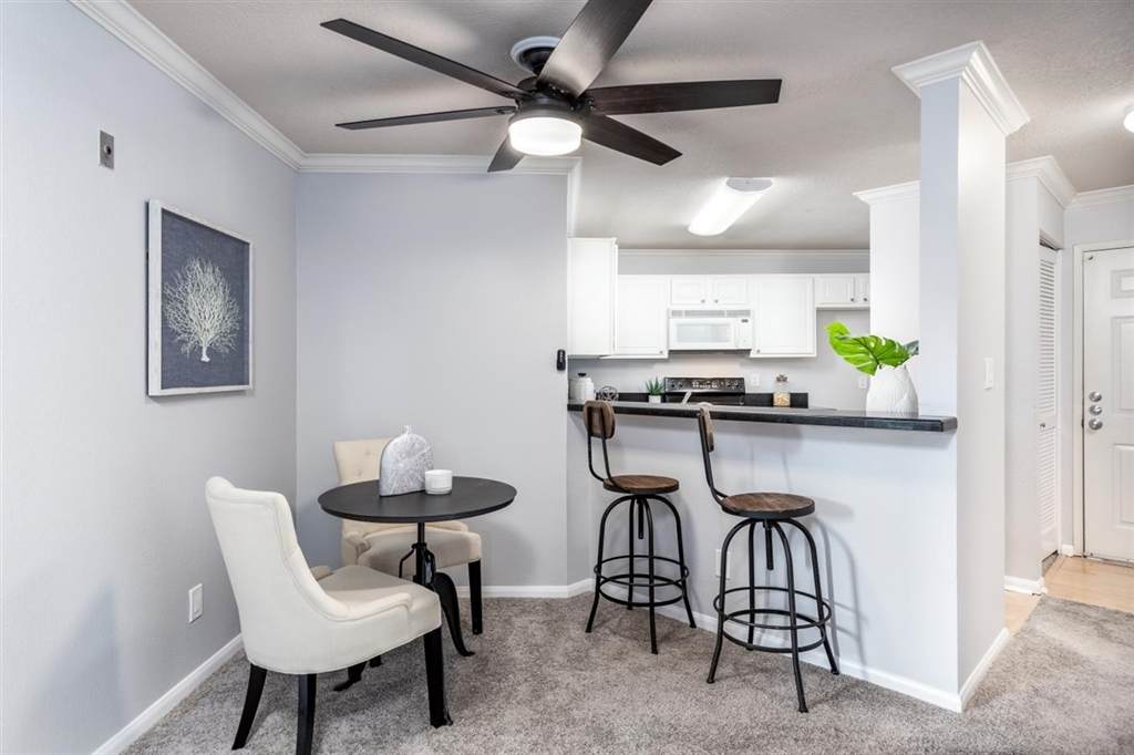 7405 Charmant - Photo 1