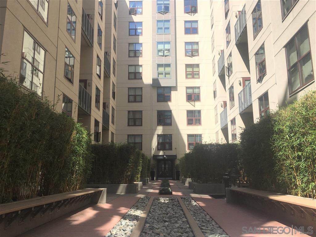 1150 J St - Photo 1