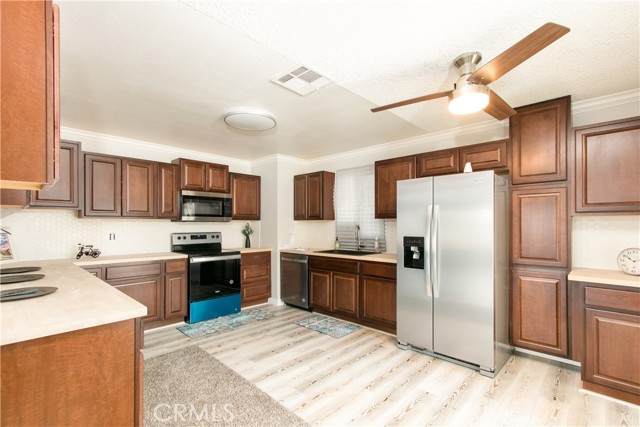7525 Sherman Hoyt Avenue - Photo 1