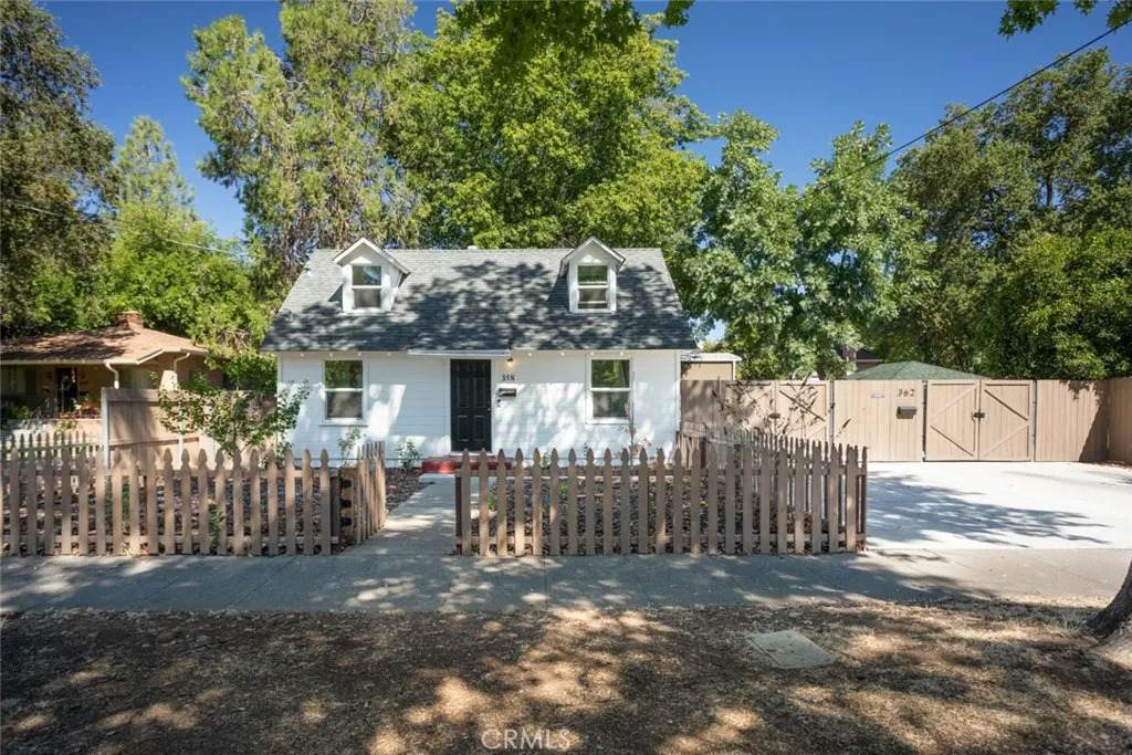 358 12th Street - Photo 1