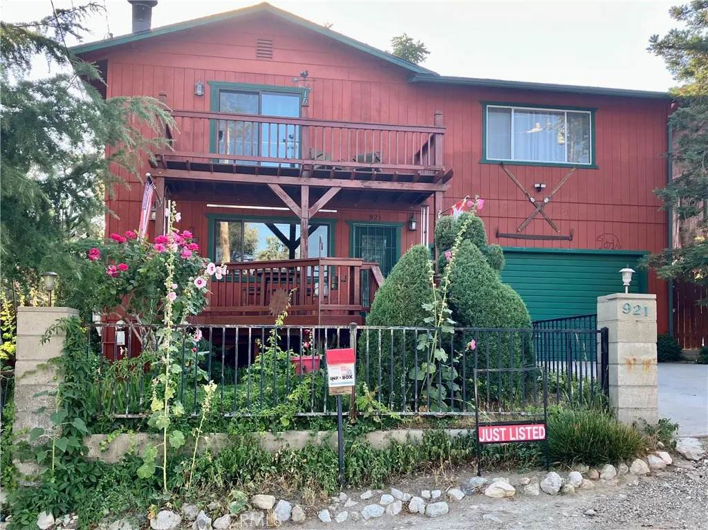 921 Piru Way - Photo 1