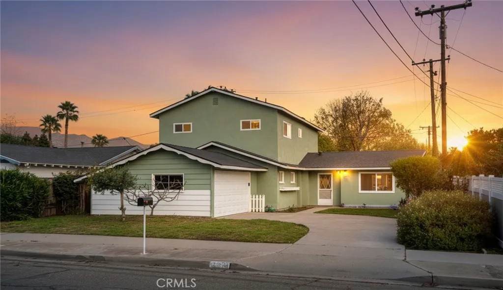 740 Walnut Lane - Photo 1