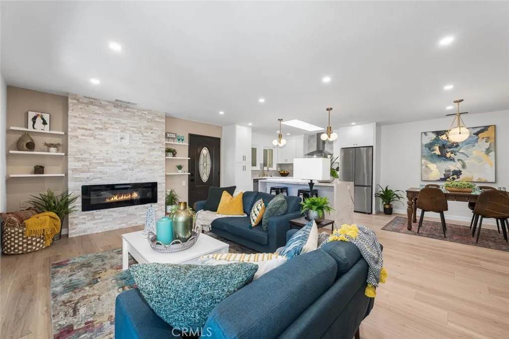 2338 Avenida Sevilla - Photo 1