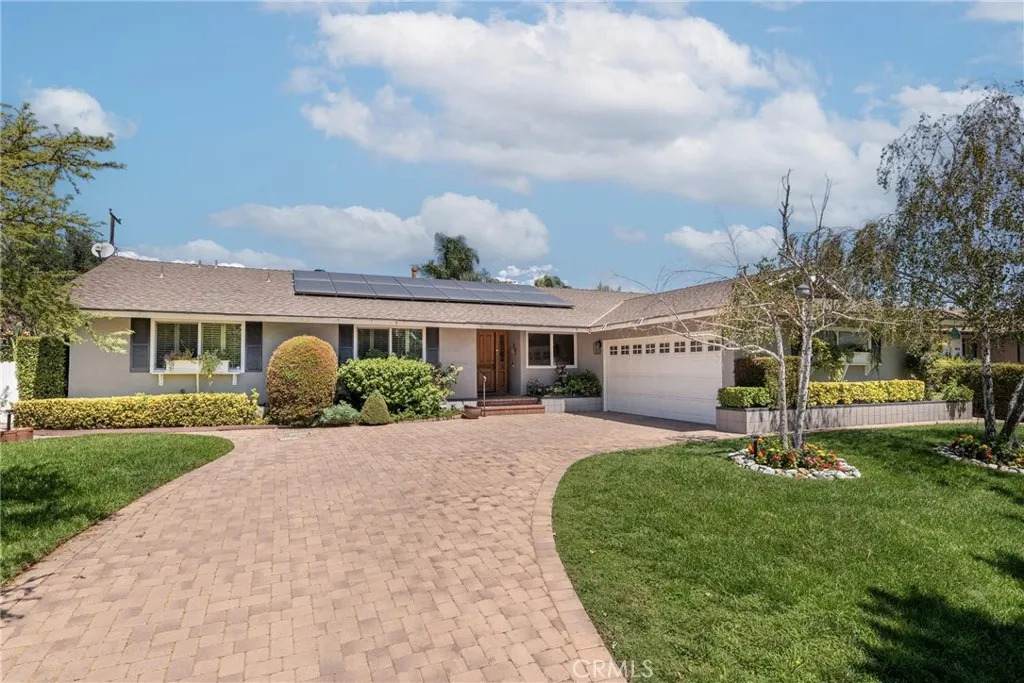 1359 Cedarview Drive - Photo 1