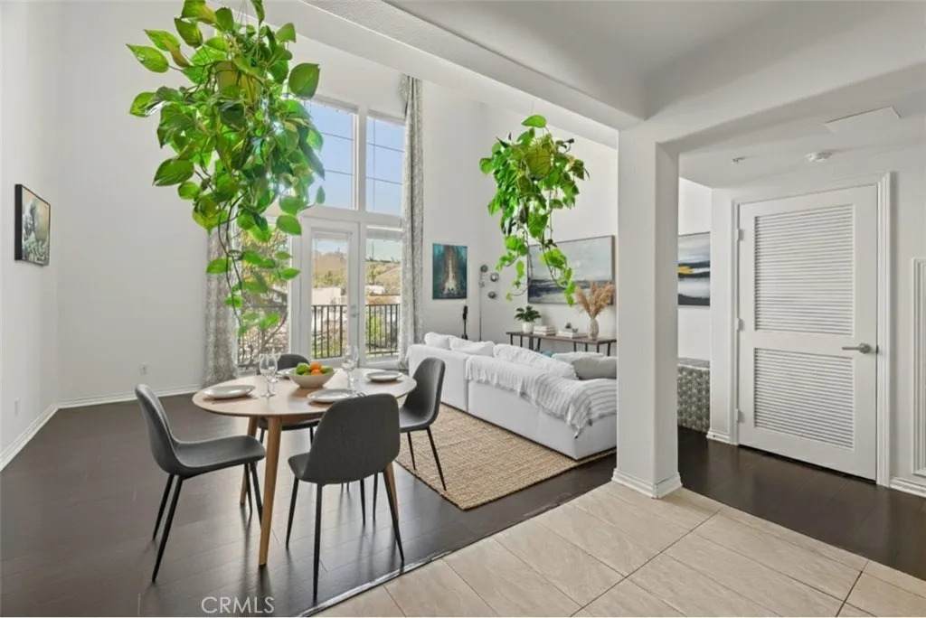 360 Avenue 26 - Photo 1