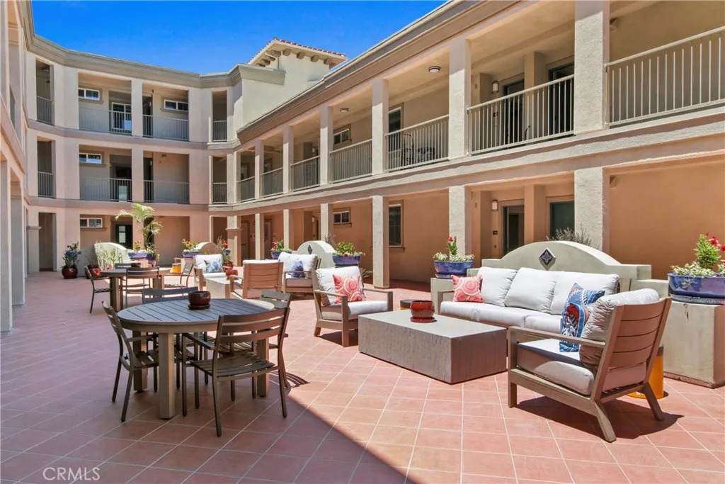 927 Deep Valley Drive - Photo 1