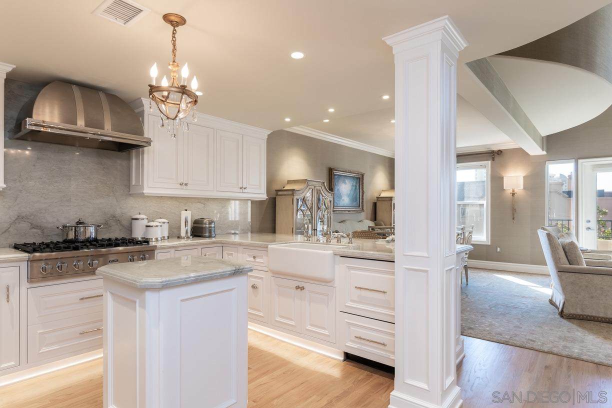 301 G Street - Photo 1