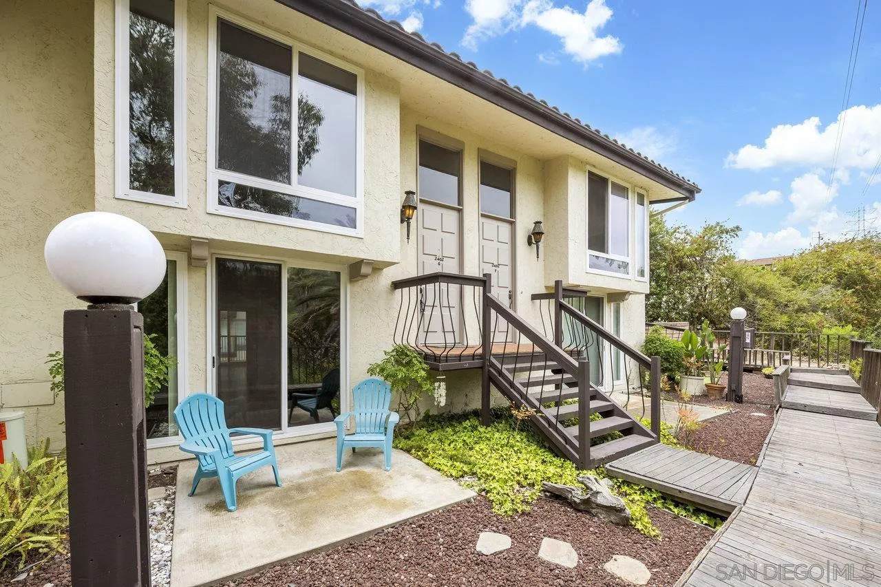 2402 Altisma Way - Photo 1