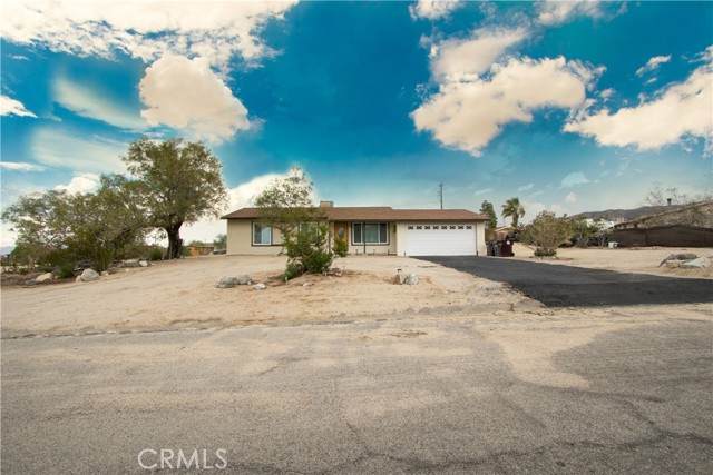 7525 Sherman Hoyt Avenue - Photo 1