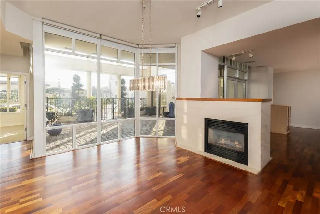 700 Harbor Drive - Photo 1