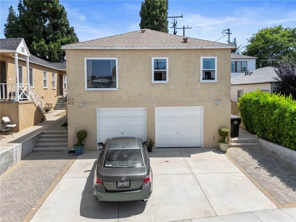 612 Fairview Boulevard - Photo 1