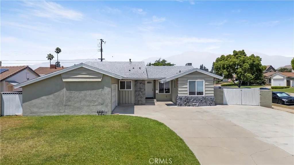 1322 6th Street - Photo 1