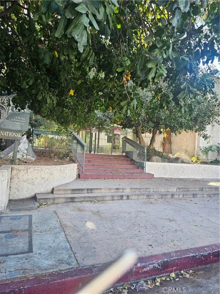 8601 International Avenue - Photo 1