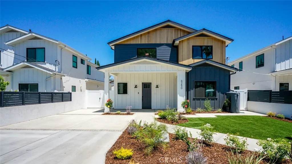 6250 Lindley Avenue - Photo 1