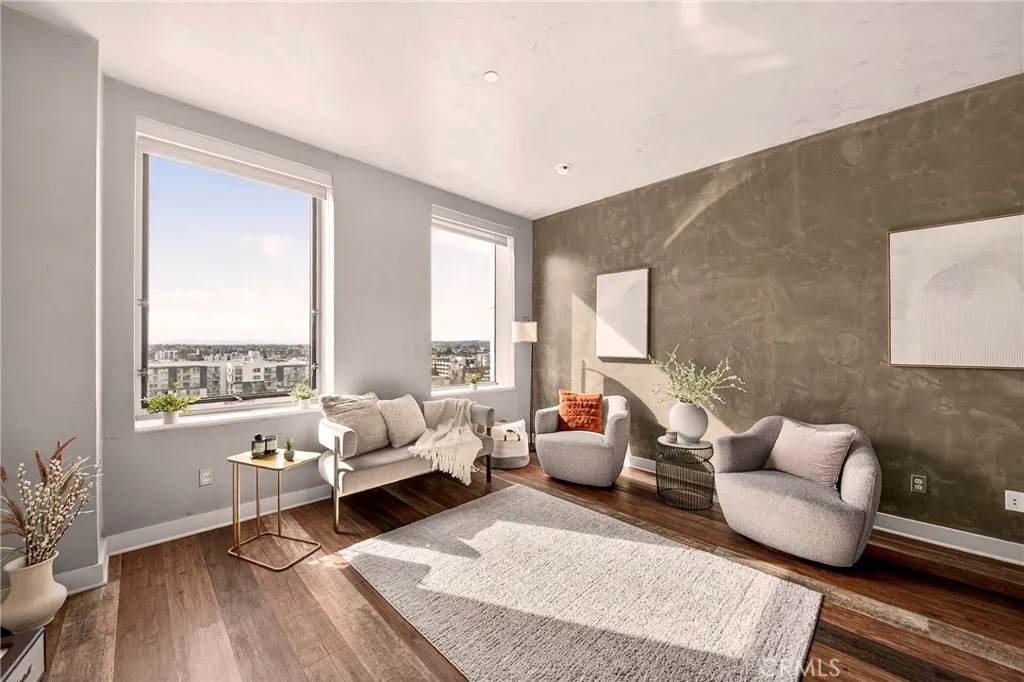 3810 Wilshire Boulevard - Photo 1