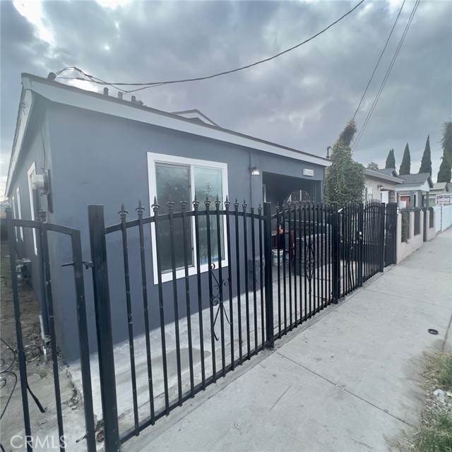 2540 El Segundo Boulevard - Photo 1