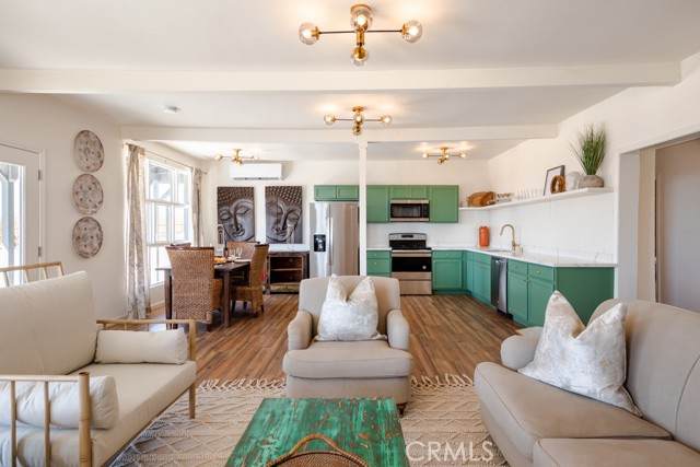 2275 Kerns Blvd - Photo 1