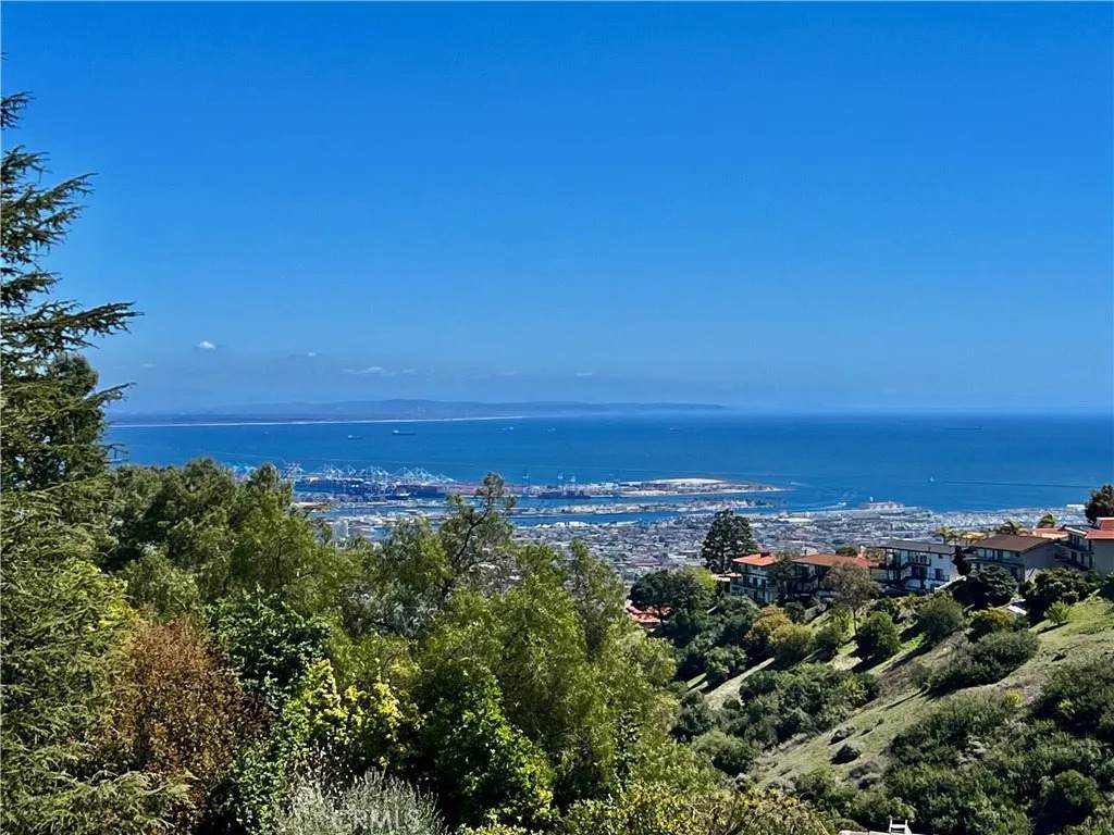 50 Eastfield Drive - Photo 1