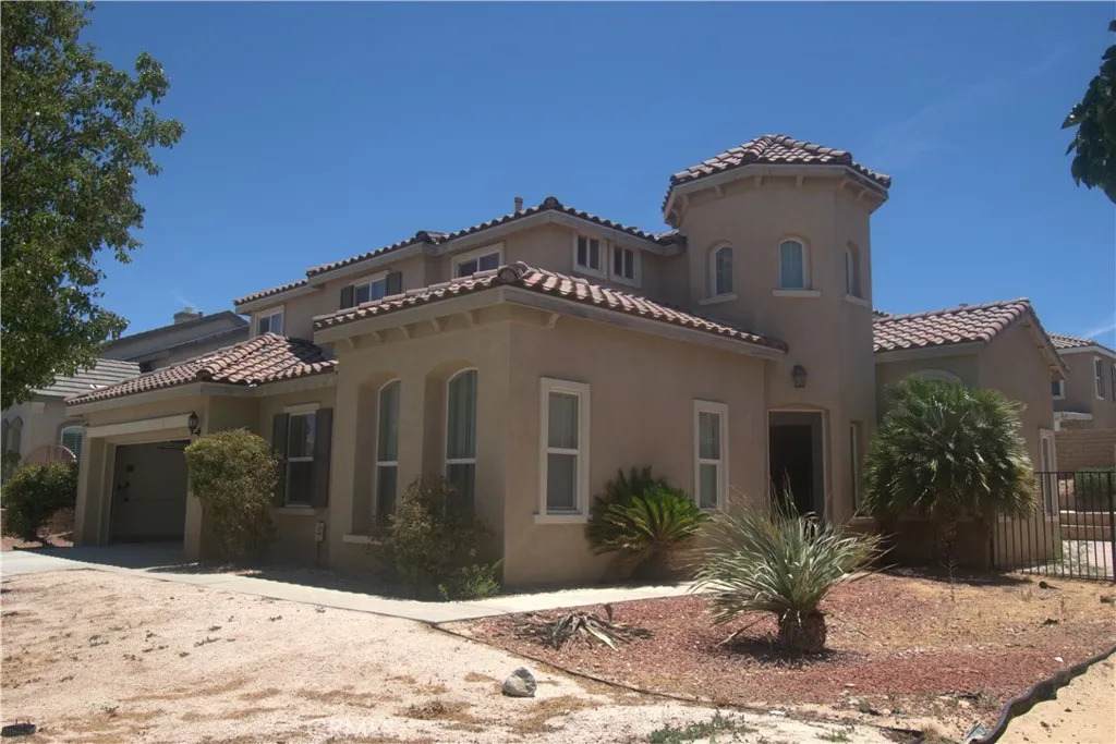 4832 Summerbreeze Court - Photo 1