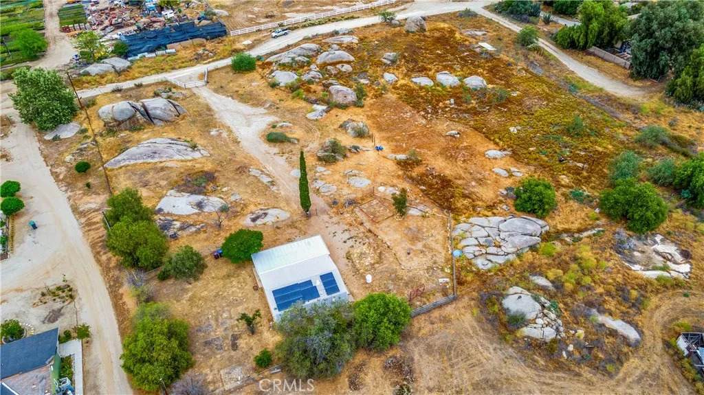 29215 Blanik Avenue - Photo 1