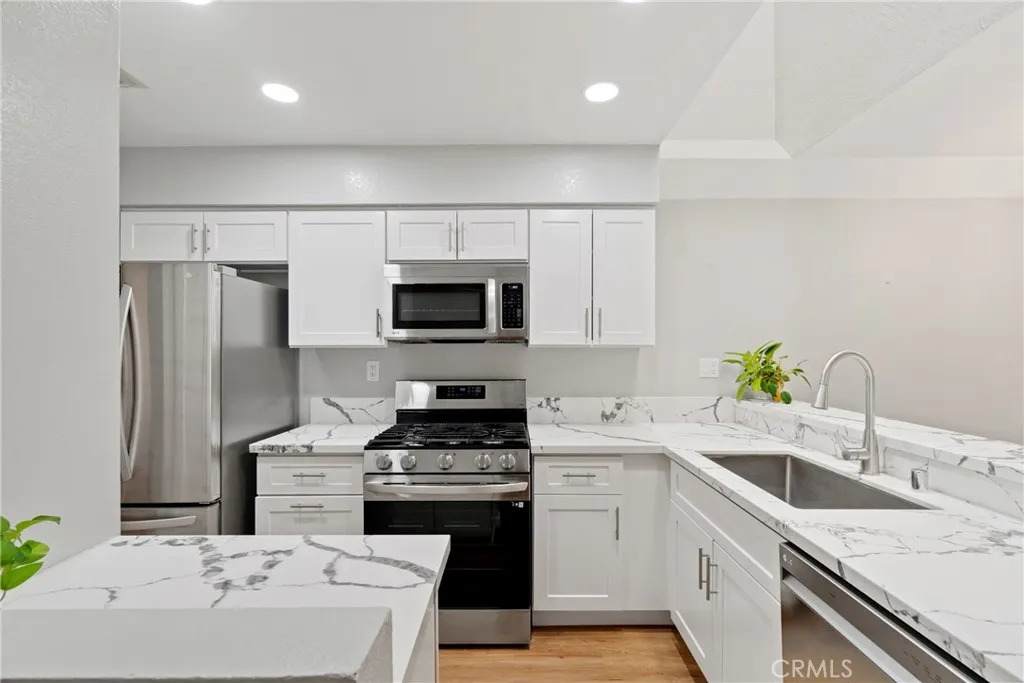 1054 Seco Street - Photo 1