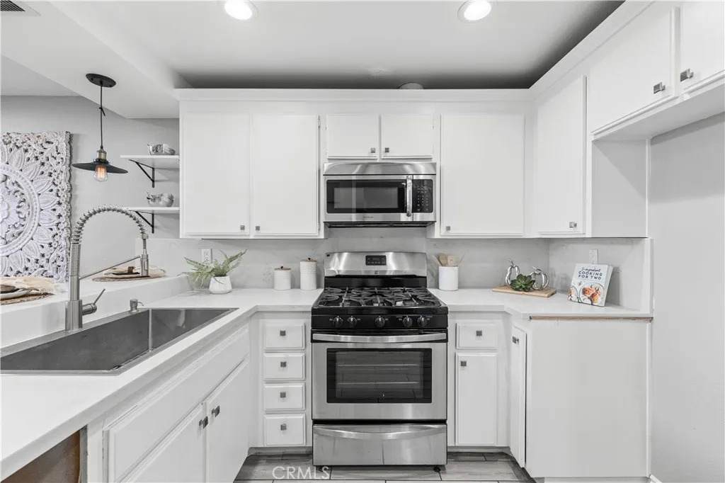 829 Mountain Avenue - Photo 1