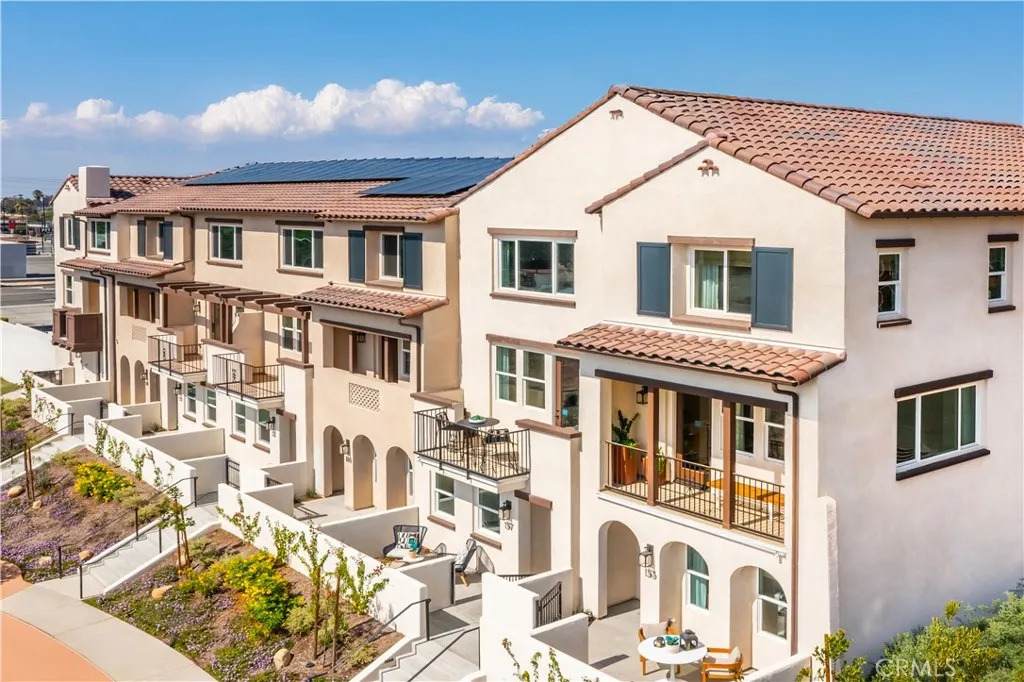 171 Evergreen Lane - Photo 1